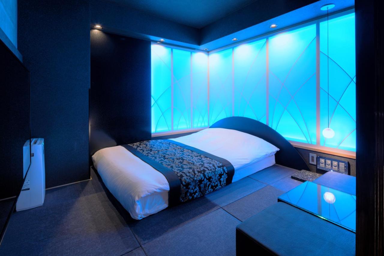 טוקיו Hotel The Hotel Shinjuku (Adults Only) מראה חיצוני תמונה