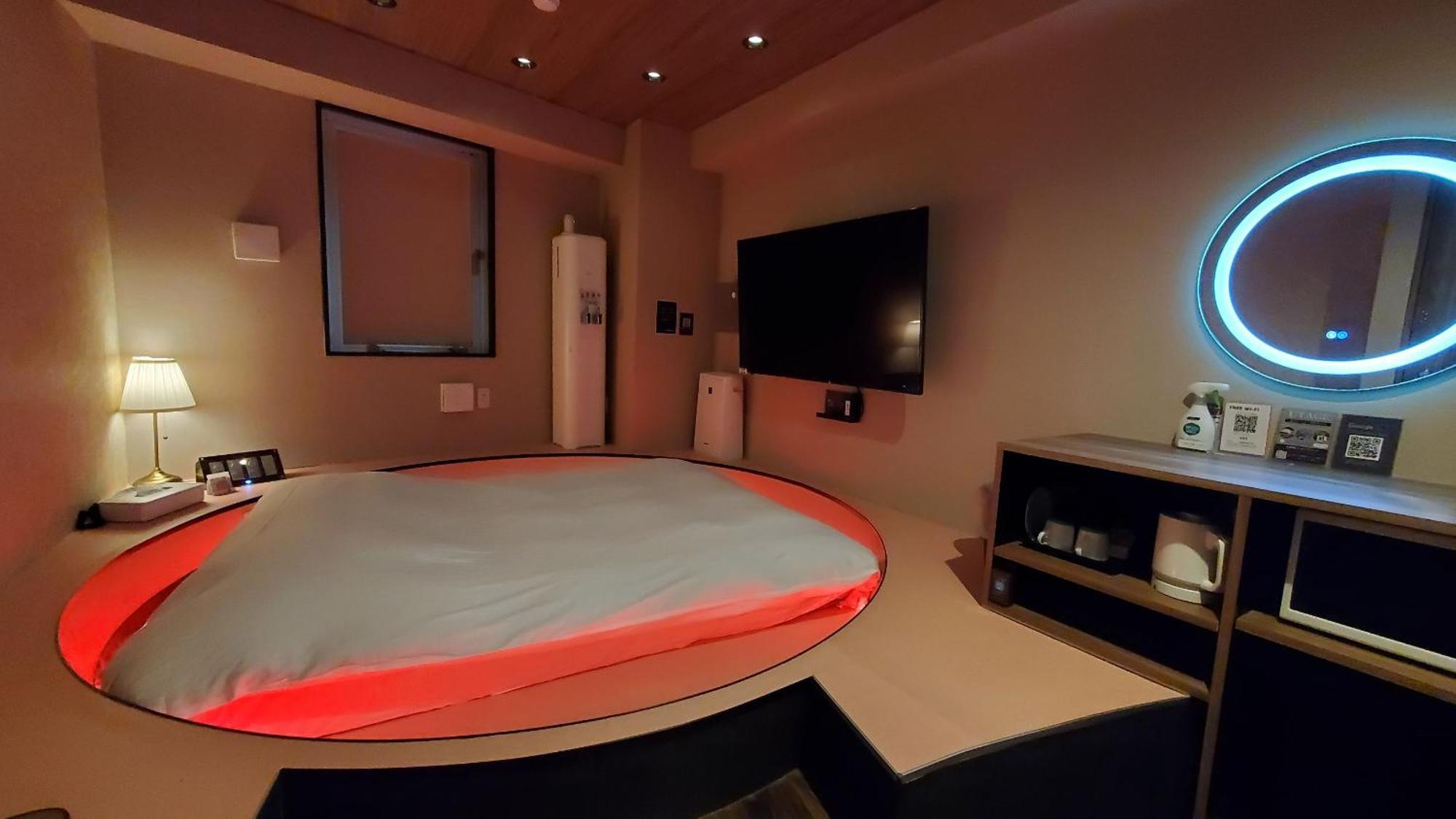 טוקיו Hotel The Hotel Shinjuku (Adults Only) מראה חיצוני תמונה