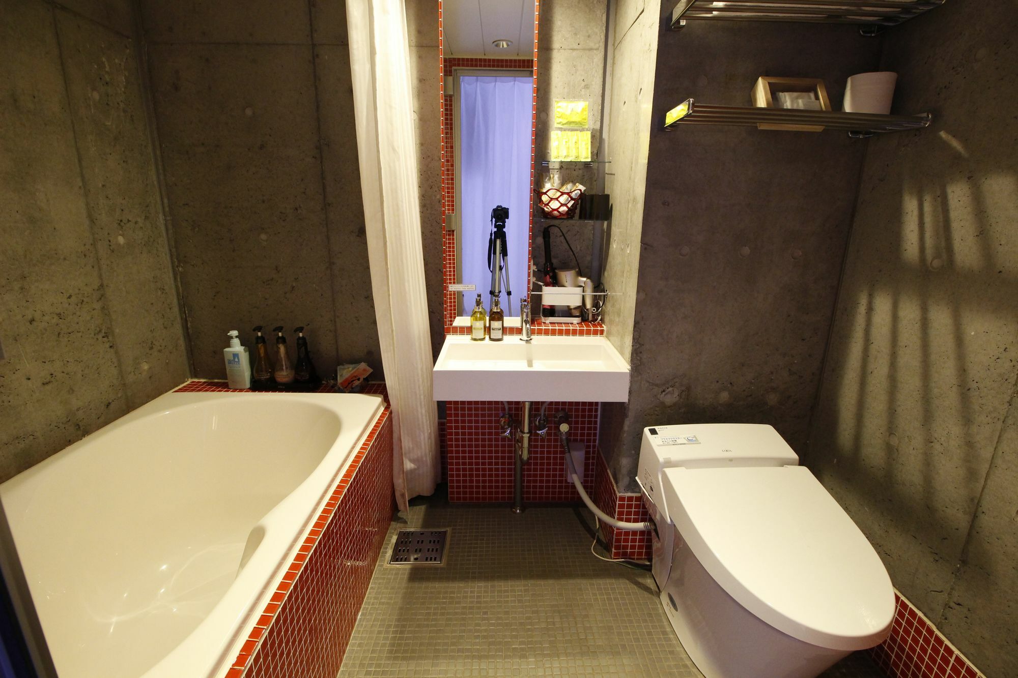 טוקיו Hotel The Hotel Shinjuku (Adults Only) מראה חיצוני תמונה