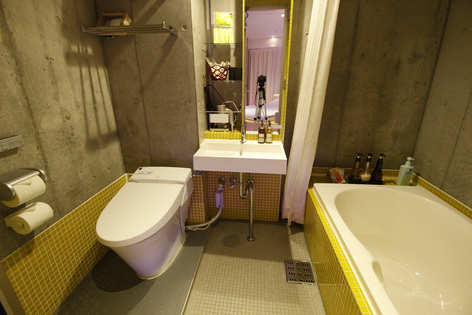 טוקיו Hotel The Hotel Shinjuku (Adults Only) מראה חיצוני תמונה