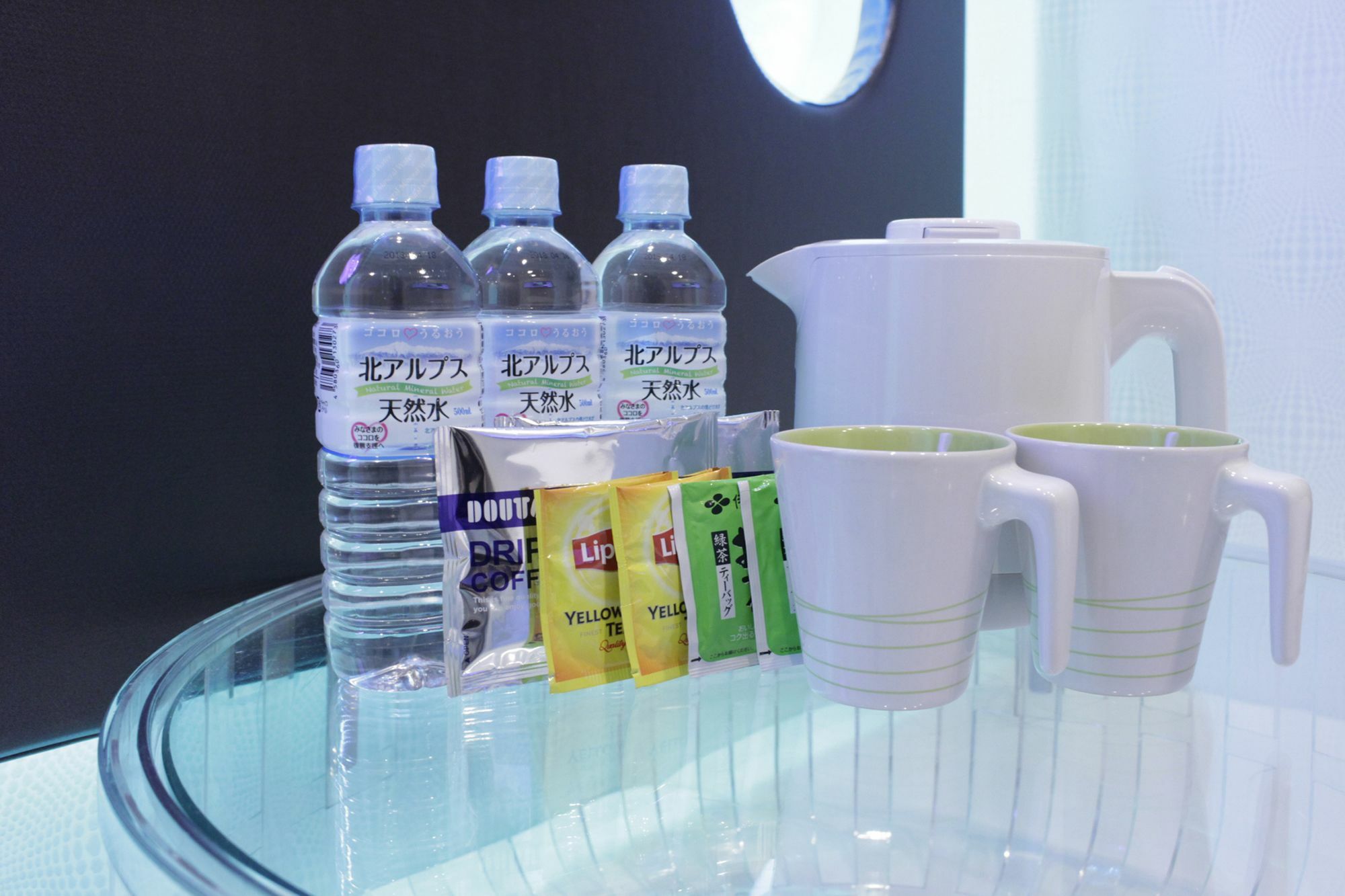 טוקיו Hotel The Hotel Shinjuku (Adults Only) מראה חיצוני תמונה